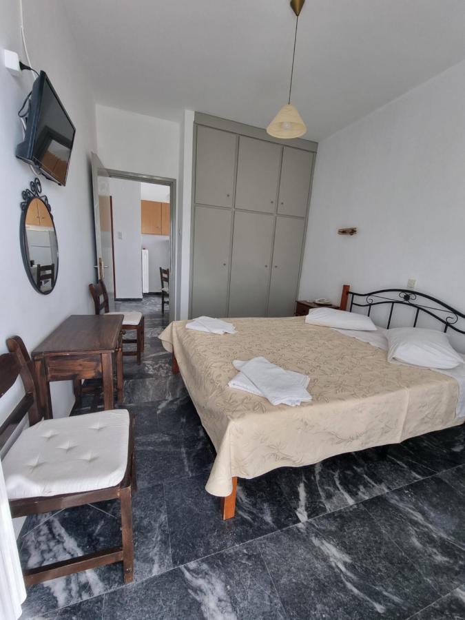 Aparthotel To Kyma à Amarynthos Extérieur photo