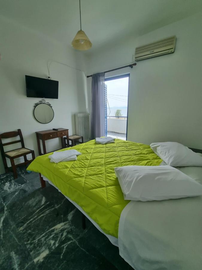 Aparthotel To Kyma à Amarynthos Extérieur photo