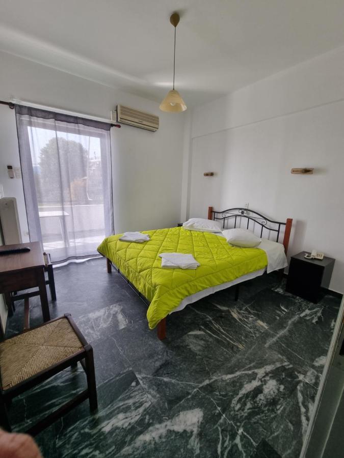 Aparthotel To Kyma à Amarynthos Extérieur photo