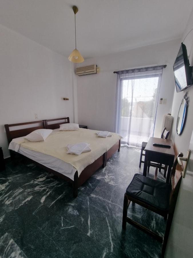 Aparthotel To Kyma à Amarynthos Extérieur photo