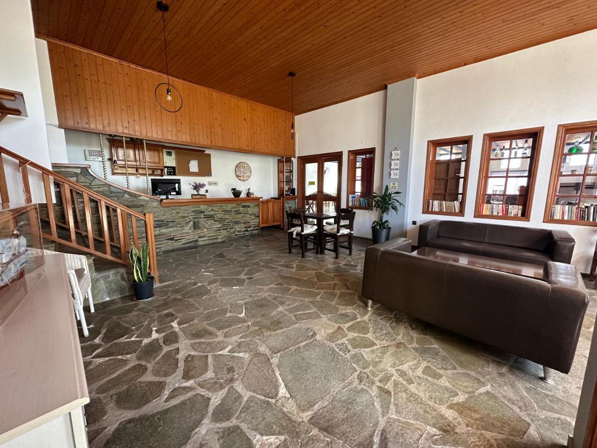 Aparthotel To Kyma à Amarynthos Extérieur photo