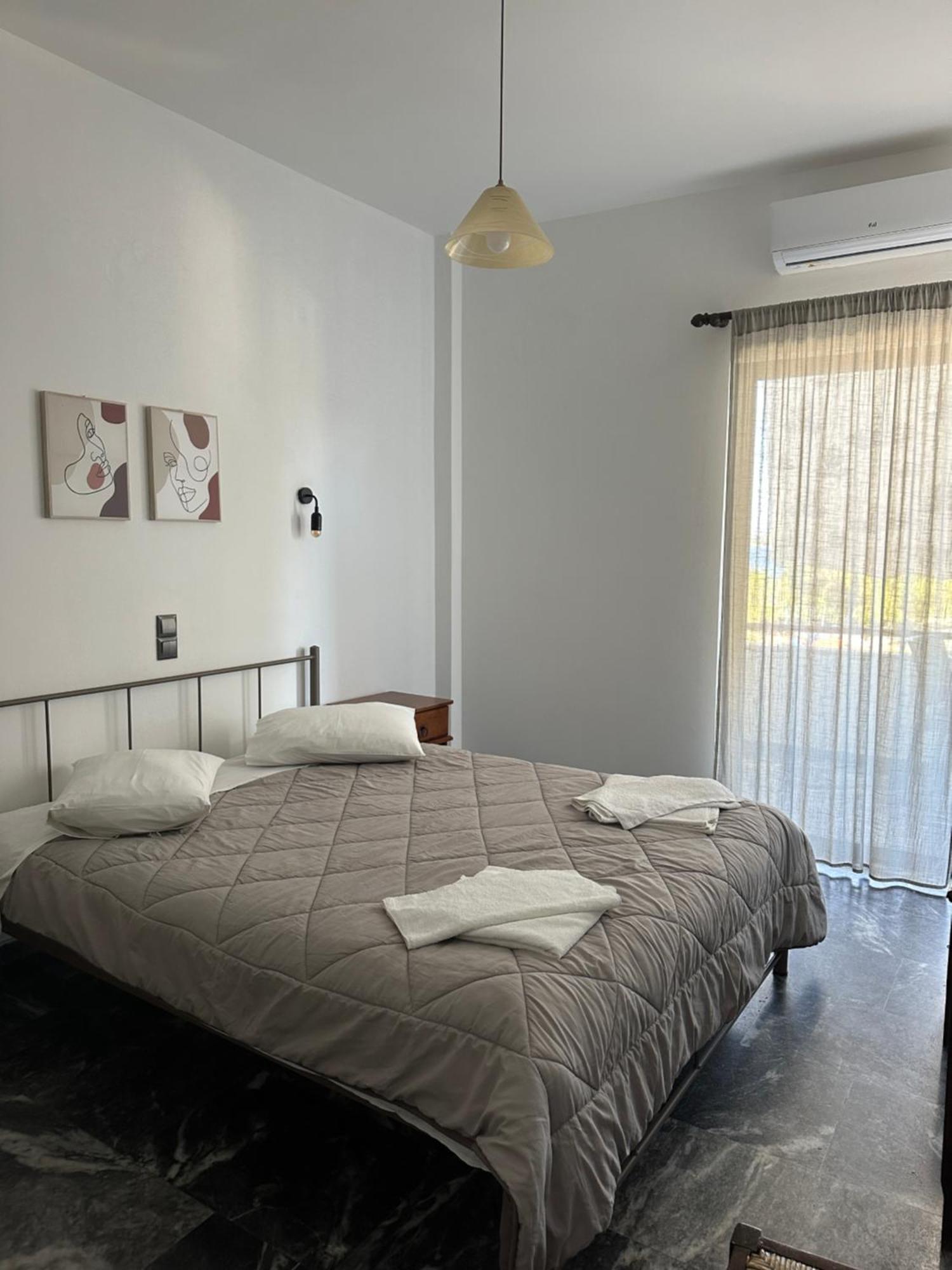 Aparthotel To Kyma à Amarynthos Extérieur photo