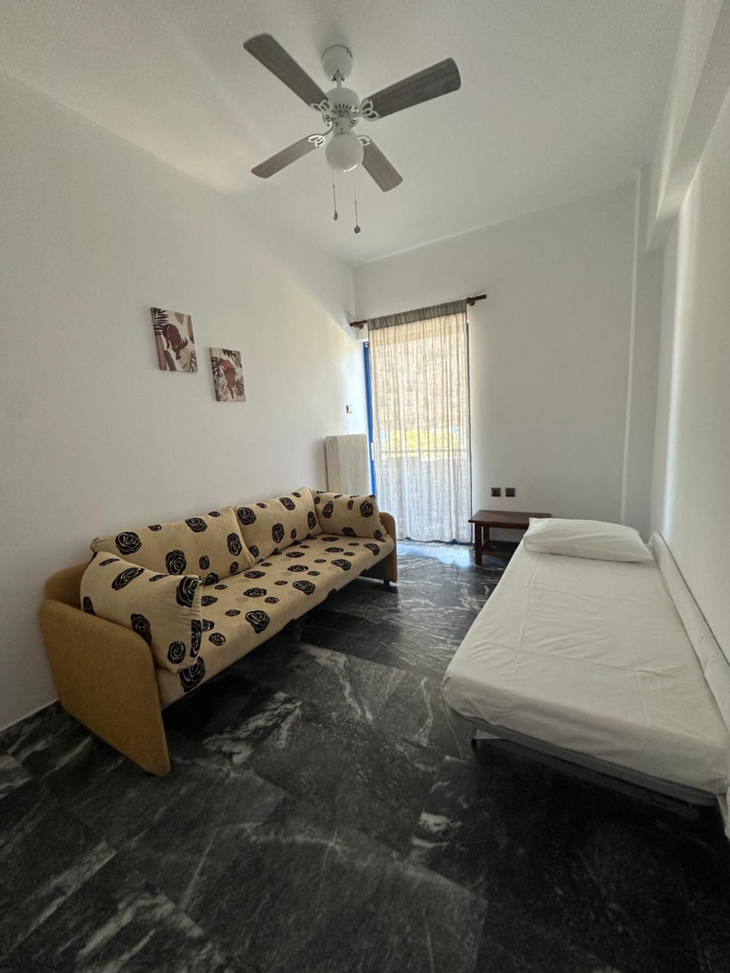 Aparthotel To Kyma à Amarynthos Extérieur photo