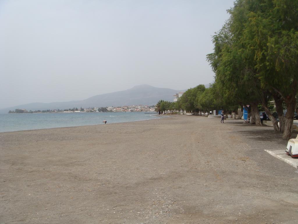 Aparthotel To Kyma à Amarynthos Extérieur photo